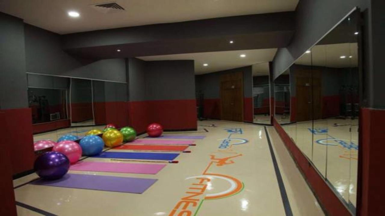 Konak Park Otel Yomra Trabzon Esterno foto
